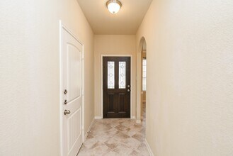2826 Whitman Dr in Montgomery, TX - Foto de edificio - Building Photo