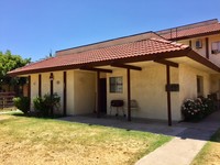 809 Karma Ct in Bakersfield, CA - Foto de edificio - Building Photo