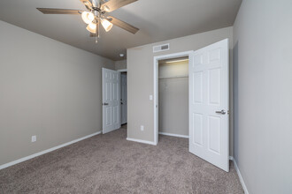 Crosswood Apartments in Rogersville, MO - Building Photo - Interior Photo