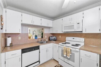3776 Inverrary Blvd in Lauderhill, FL - Building Photo - Building Photo