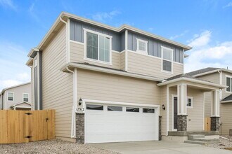 17912 E 94th Pl in Commerce City, CO - Building Photo - Building Photo