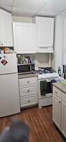 378 Riverway, Unit 10 in Boston, MA - Building Photo
