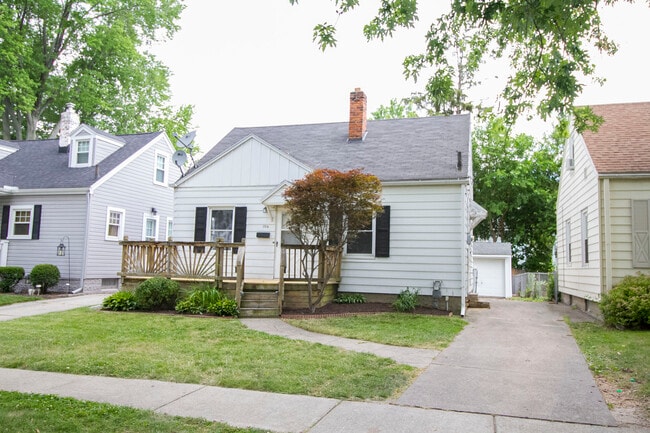 property at 2016 Balkan Pl