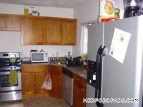 227 Boston Ave in Medford, MA - Building Photo - Building Photo