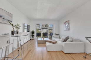 1550 W 11th Ave in Vancouver, BC - Building Photo