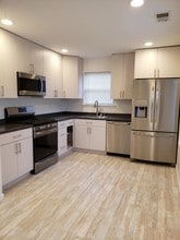 35 Winchester Ct in Matawan, NJ - Building Photo - Building Photo