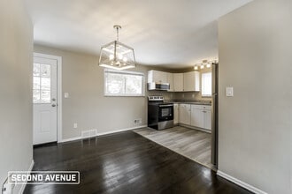 415 College Park Dr in Monroeville, PA - Building Photo - Building Photo