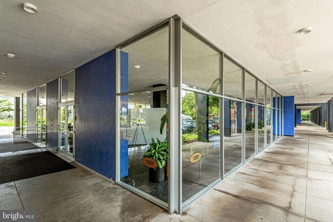 1301 Delaware Ave SW in Washington, DC - Building Photo - Building Photo