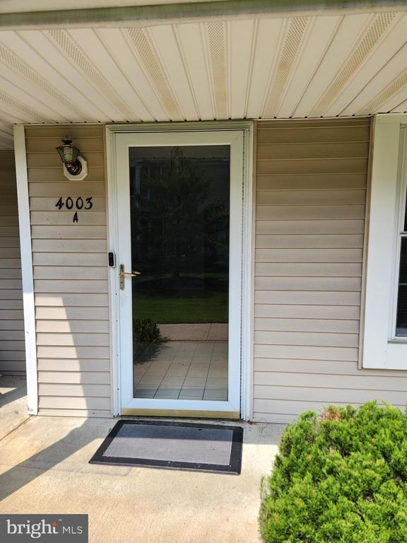 4003 Saxony Dr in Mount Laurel, NJ - Building Photo - Building Photo
