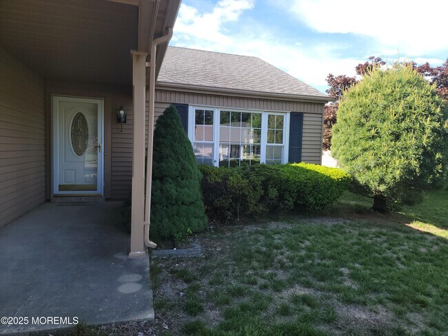 30 St Paul Pl in Manchester Township, NJ - Building Photo - Building Photo