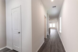 5602 Sycamore Glen Dr in Spring, TX - Building Photo - Building Photo