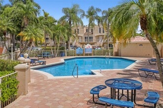 8615 NW 5th Terrace in Miami, FL - Building Photo - Building Photo