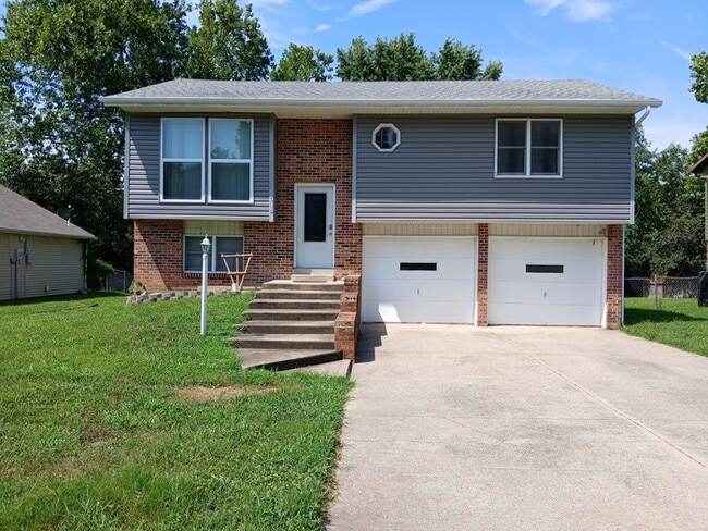 property at 5518 S Brooks Dr