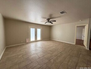 9930 Trendwood in San Antonio, TX - Building Photo - Building Photo