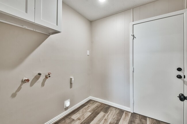 property at 6103 Fallengate Dr