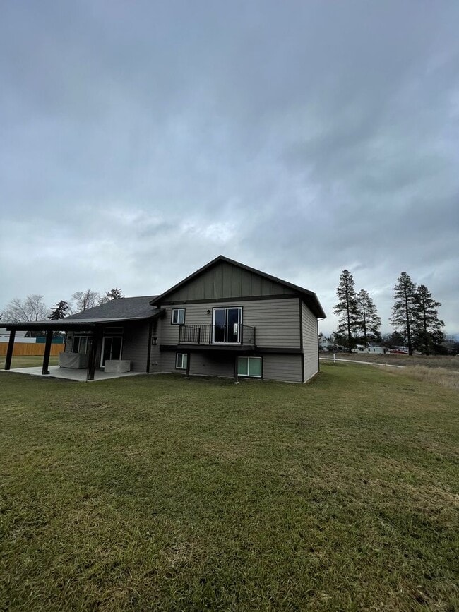 51 Selders Ln in Kalispell, MT - Building Photo - Building Photo