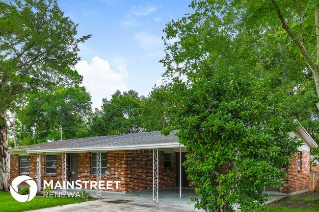 5849 Wending Dr, Unit 308 in Jacksonville, FL - Building Photo - Building Photo