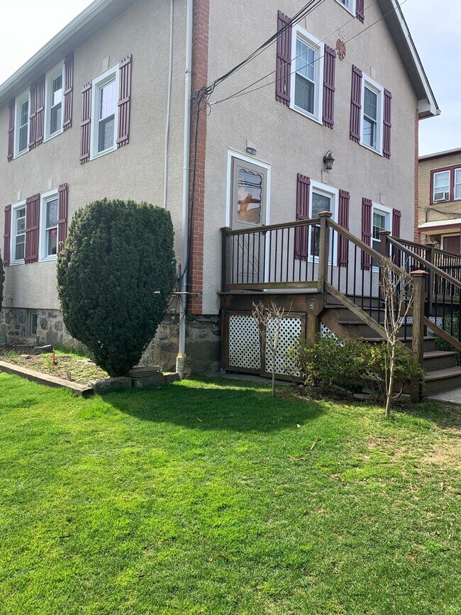 58 Old Field Point Rd Rentals in Greenwich, CT