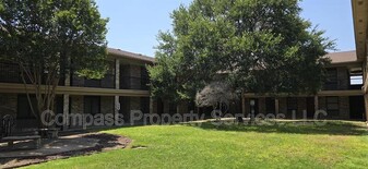 1214 Baylor Ave in Waco, TX - Building Photo