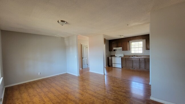 4525 Legion Rd in Blackville, SC - Foto de edificio - Building Photo