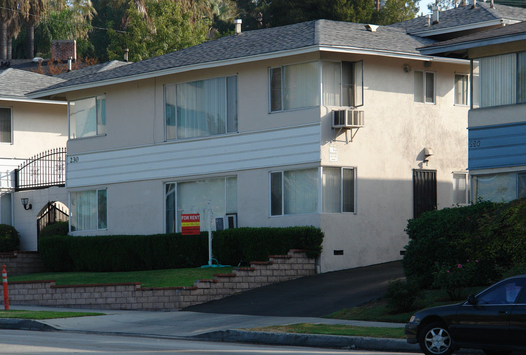 230 Fair Oaks Ave Apartments in South Pasadena, CA - Foto de edificio