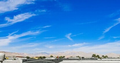 9050 Tropicana Ave in Las Vegas, NV - Building Photo - Building Photo