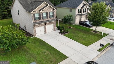 6648 Oak Hill Pass in Fairburn, GA - Building Photo - Building Photo
