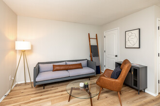 Finn Apartments in Des Moines, IA - Foto de edificio - Interior Photo