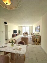 4675 W 18th Ct, Unit 801 in Hialeah, FL - Building Photo