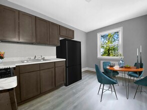 Oxford Gardens managed by Silverstone Properties in Philadelphia, PA - Building Photo - Building Photo