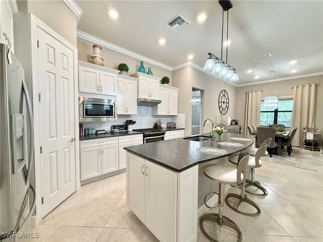 9432 Purple Martin Ct in Naples, FL - Building Photo - Building Photo
