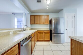 13016 Date Palm Trail in Elgin, TX - Building Photo - Building Photo