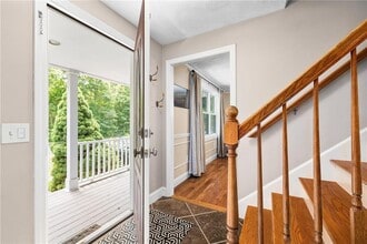 36 Daniel Dr in North Kingstown, RI - Building Photo - Building Photo