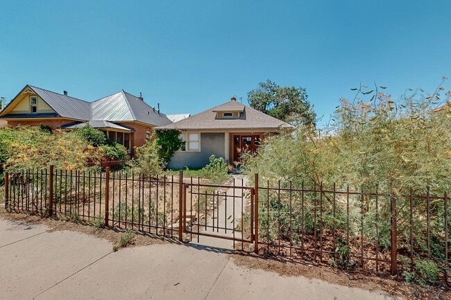 607 Walter St SE in Albuquerque, NM - Building Photo - Building Photo