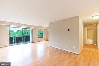 3101 S Manchester St in Falls Church, VA - Building Photo - Building Photo