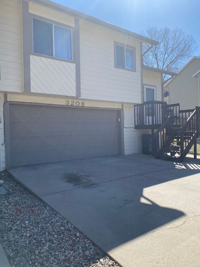 property at 3208 Park Dr