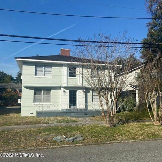 property at 1313 Lasalle St