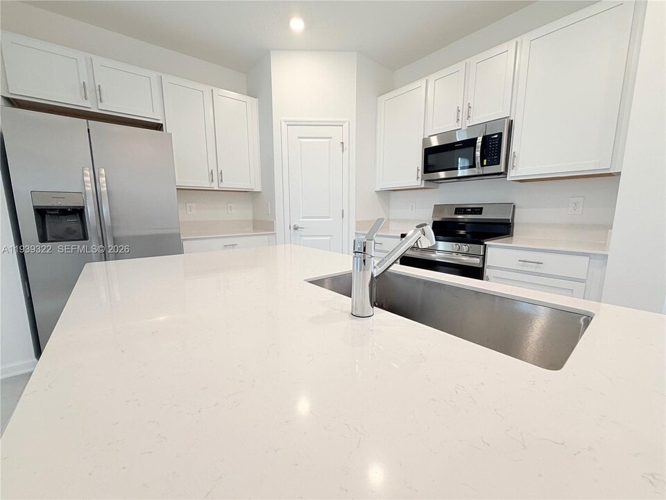 2513 Spring Tune Aly in Kissimmee, FL - Building Photo