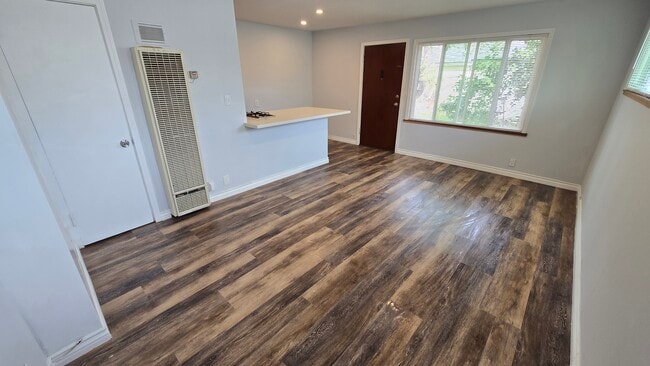 79 S Parkwood Ave, Unit Parkwood Studio in Pasadena, CA - Building Photo - Building Photo