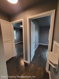 1133 E Lindsey St photo'