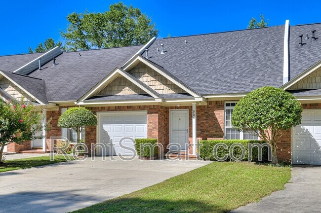 324 Hornhead Dr in Martinez, GA - Building Photo - Building Photo