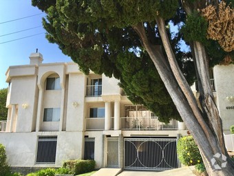 4003 Sunset Dr | Rentals in Los Angeles, CA