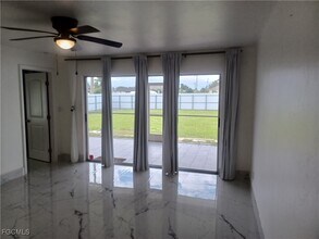 1102 SW 15th Terrace in Cape Coral, FL - Building Photo - Building Photo