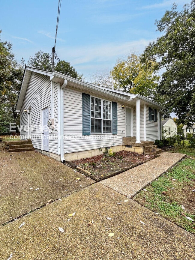 3241 New Towne Rd in Nashville, TN - Building Photo - Building Photo