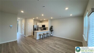 1273 Martin Rd in Breinigsville, PA - Building Photo - Building Photo