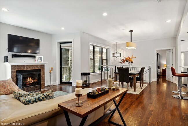 814 W Aldine Ave in Chicago, IL - Building Photo - Building Photo