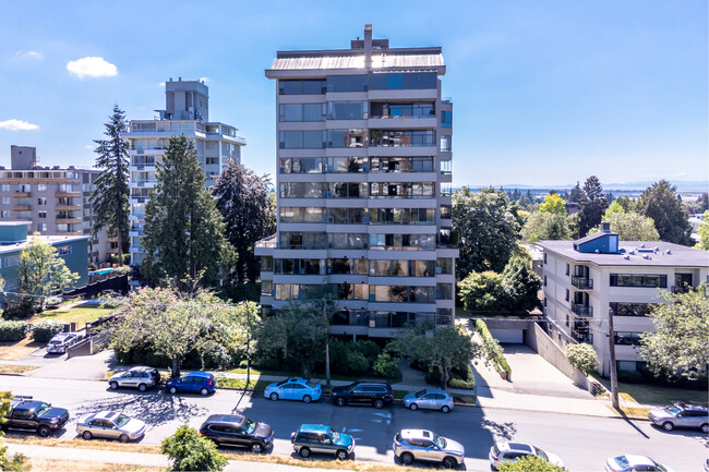 The Kerrisdale in Vancouver, BC - Building Photo - Building Photo