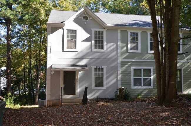 property at 1027 Plantation Way