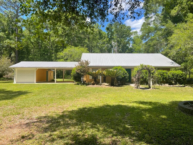 417 SW Barney St in High Springs, FL - Building Photo - Building Photo