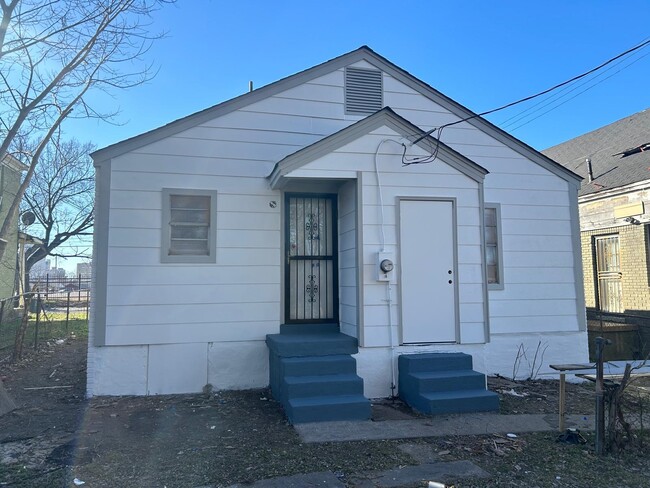 310 Jones St in Memphis, TN - Building Photo - Building Photo